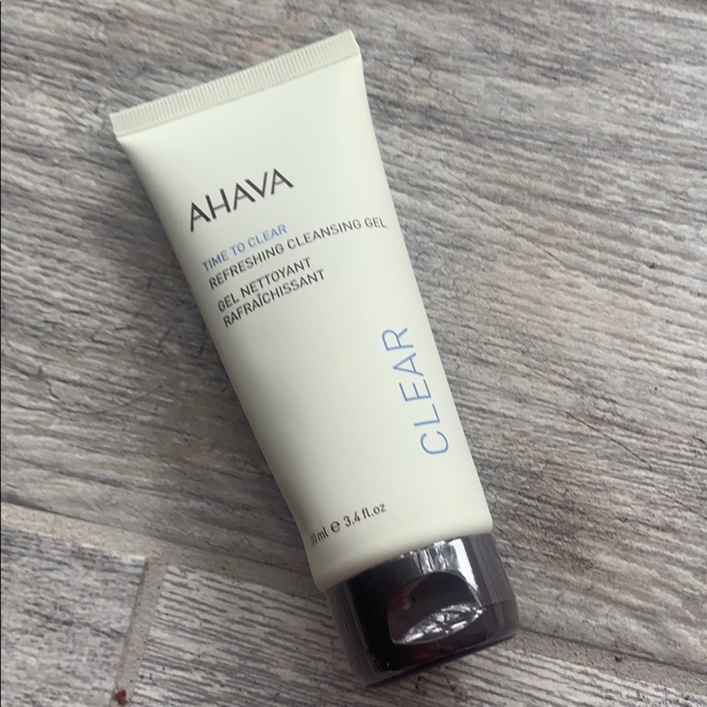 NEW - Ahava cleansing gel